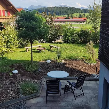 Apartment Ferienwohnung In Mit Terrasse Und Feuerstelle *